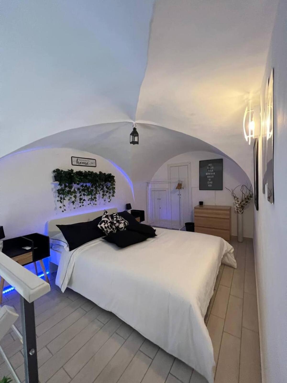 Borgo Santa Caterina - Fiera "Ventotto Holiday Home" Catania Ngoại thất bức ảnh